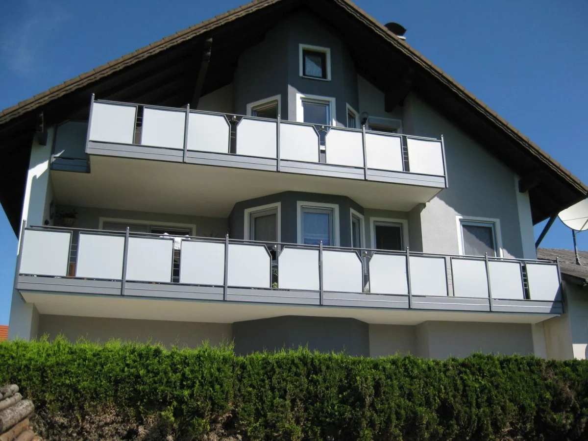Balcony railing with frosted glass