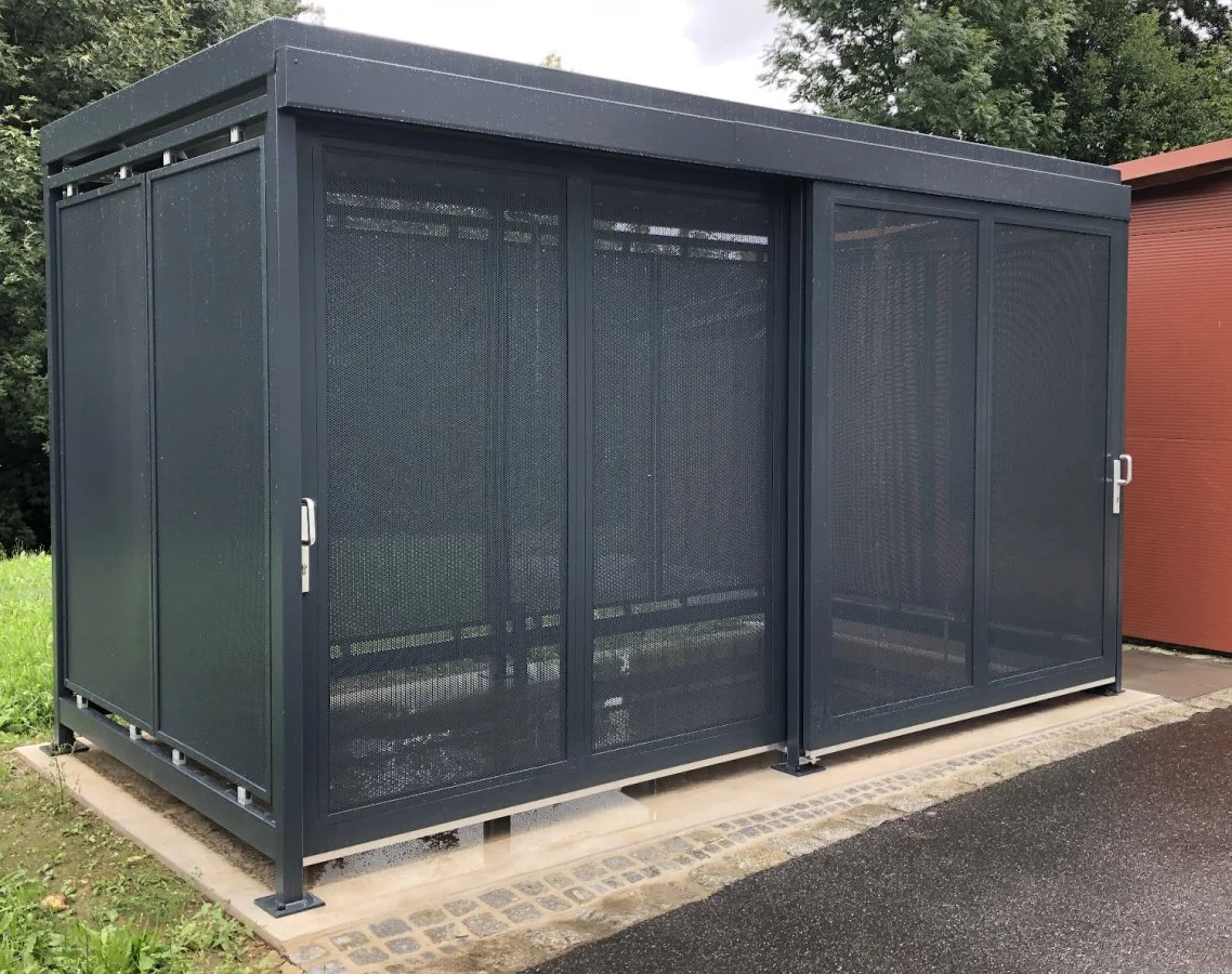 Bicycle shelter K40 with sliding doors