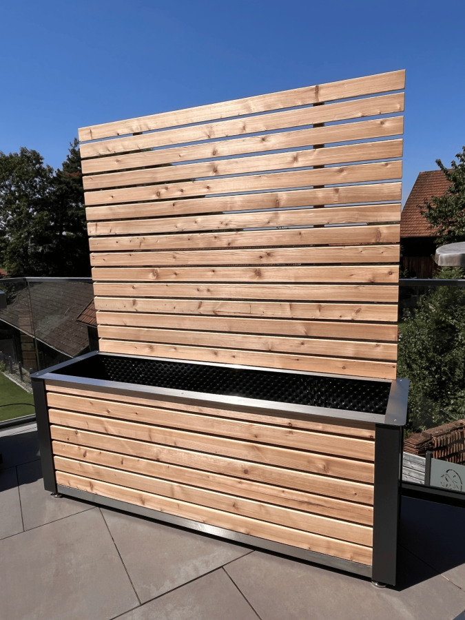 Preview: Hochbeet mit Sichtschutz Holz Metall aus Edelstahl mit sibirischer Lärche 40 x 150 x 170 cm