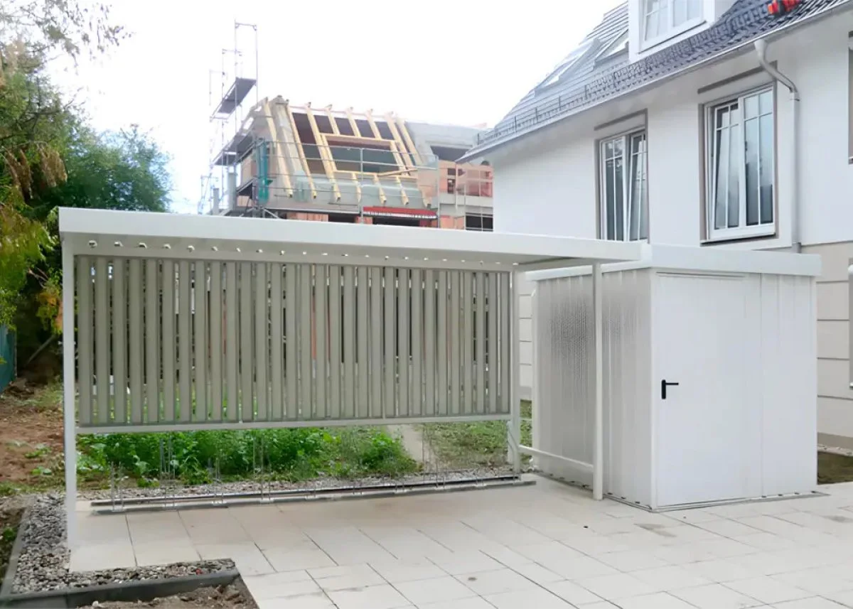 Fahrradüberdachung "Tia" mit Stahlpaneelen Fahrradüberdachung "Tia" mit Stahlpaneelen