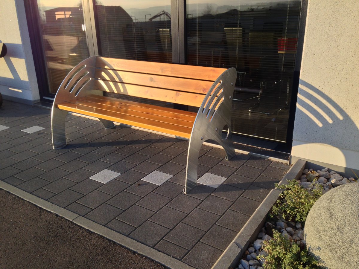 Garden bench modern