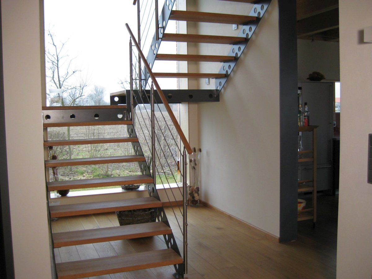 Treppe modern innen